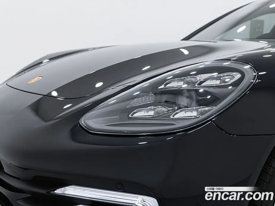 Porsche Panamera 2023 4.0 автомат (гидро), фото 11