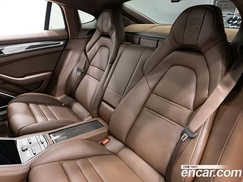Porsche Panamera 2023 4.0 автомат (гидро), фото 16