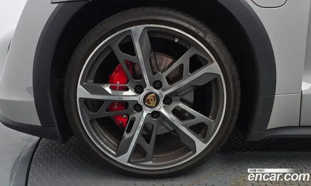 Porsche Taycan 2023 0.1 автомат (гидро), миниатюра 4