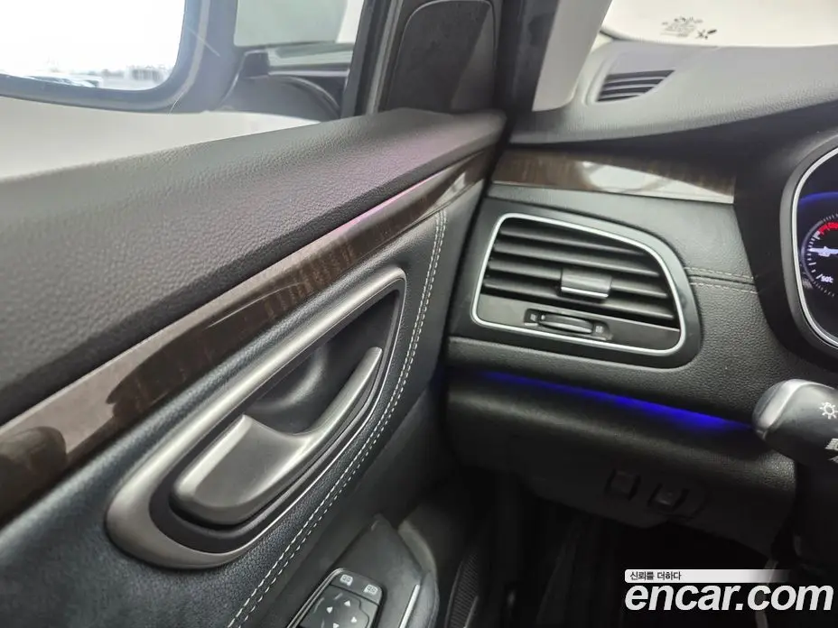 Renault (Samsung) SM6 2016 2.0 автомат (гидро), фото 16 Renault (Samsung) SM6 2016 2.0 автомат (гидро), фото 16