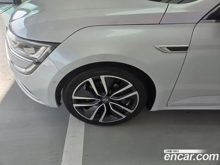 Renault (Samsung) SM6 2016 2.0 автомат (гидро), фото 8 Renault (Samsung) SM6 2016 2.0 автомат (гидро), фото 8