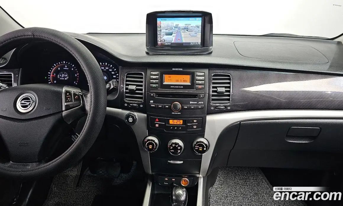SsangYong Korando 2012 2.0 автомат (гидро), фото 13