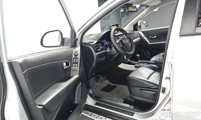SsangYong Korando 2012 2.0 автомат (гидро), миниатюра 10