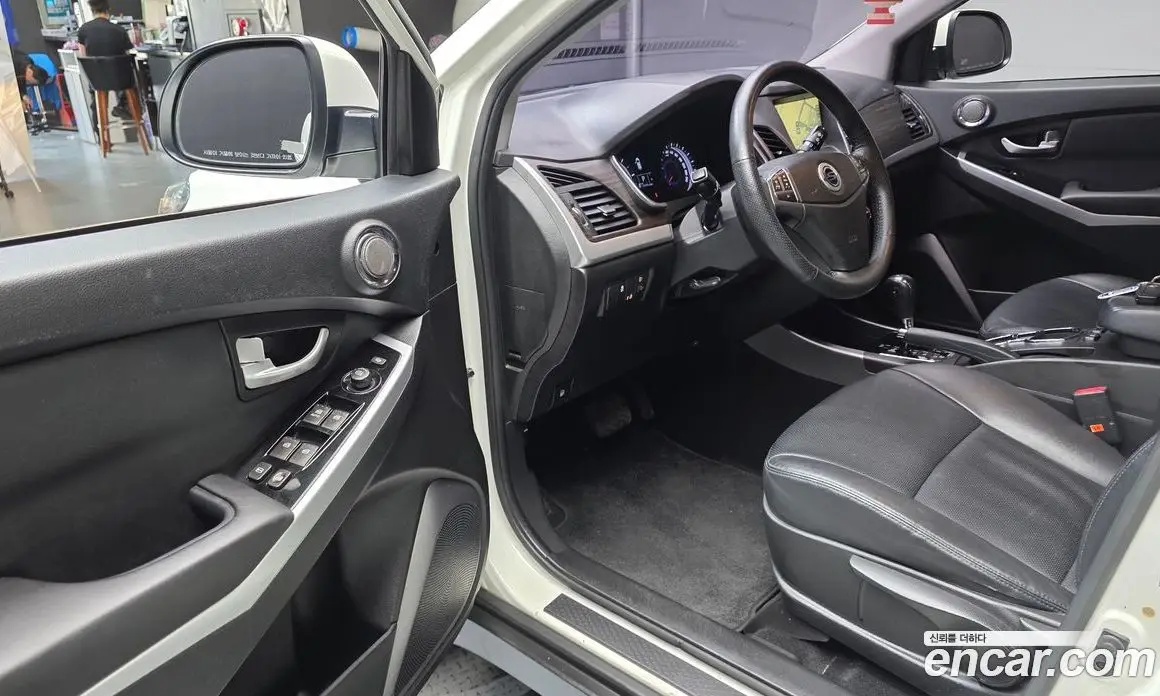 SsangYong Korando 2016 2.2 автомат (гидро), фото 13