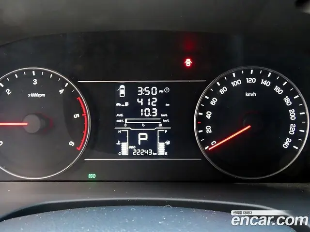 SsangYong Rexton 2019 2.2 автомат (гидро), миниатюра 8