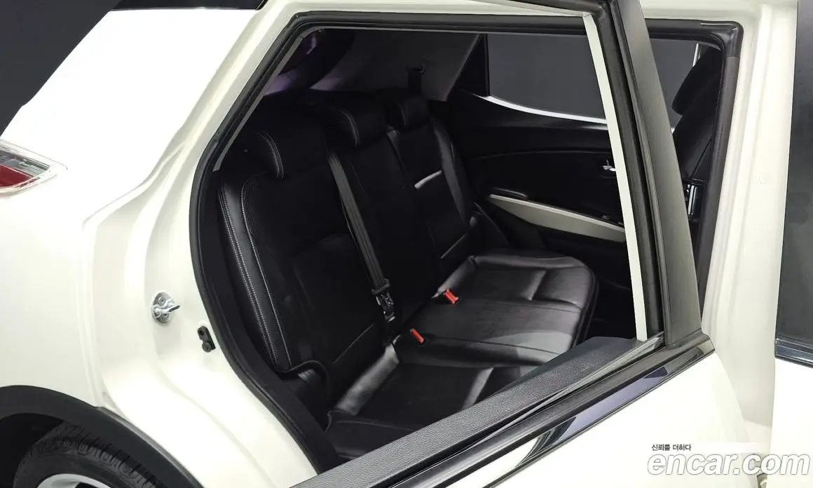 SsangYong TIBOLI 2015 1.6 автомат (гидро), фото 15