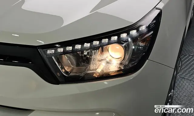 SsangYong TIBOLI 2015 1.6 автомат (гидро), миниатюра 7