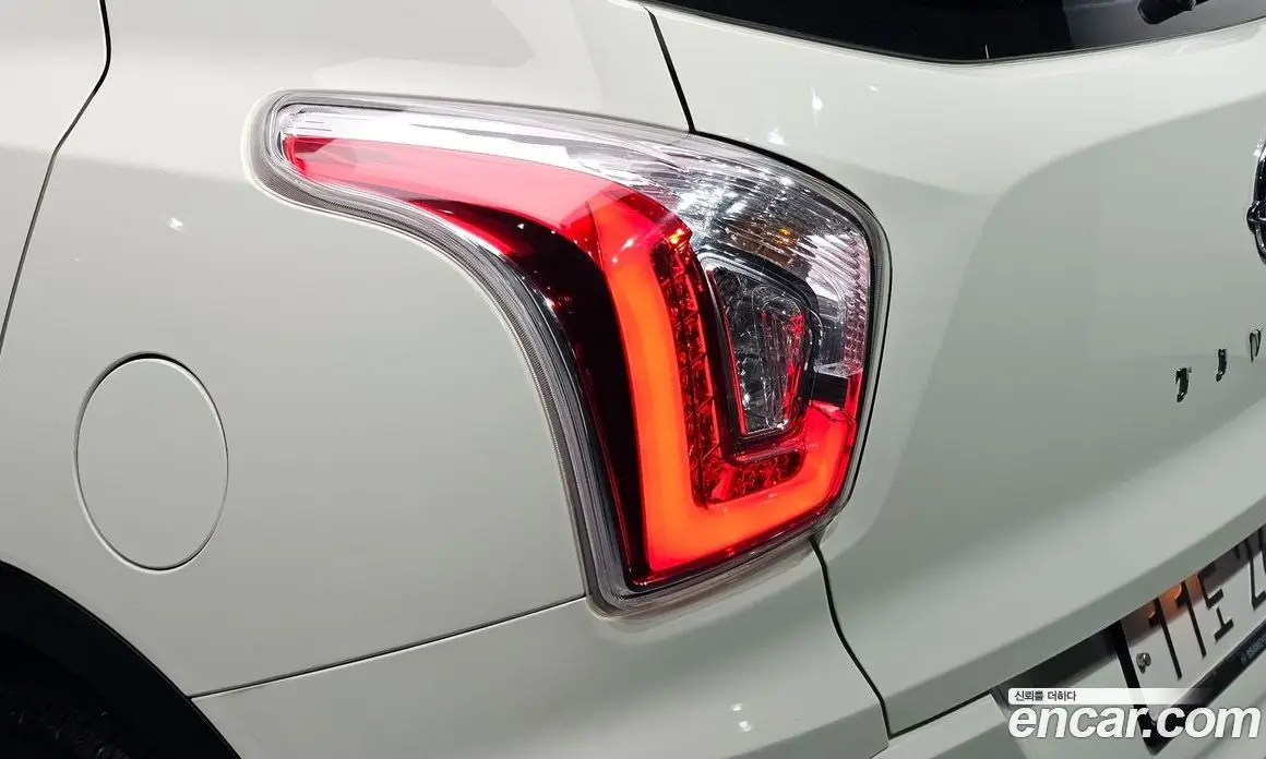 SsangYong TIBOLI 2015 1.6 автомат (гидро), фото 8