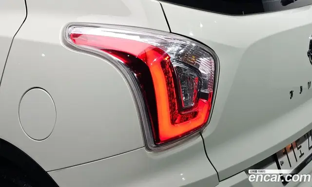 SsangYong TIBOLI 2015 1.6 автомат (гидро), миниатюра 8