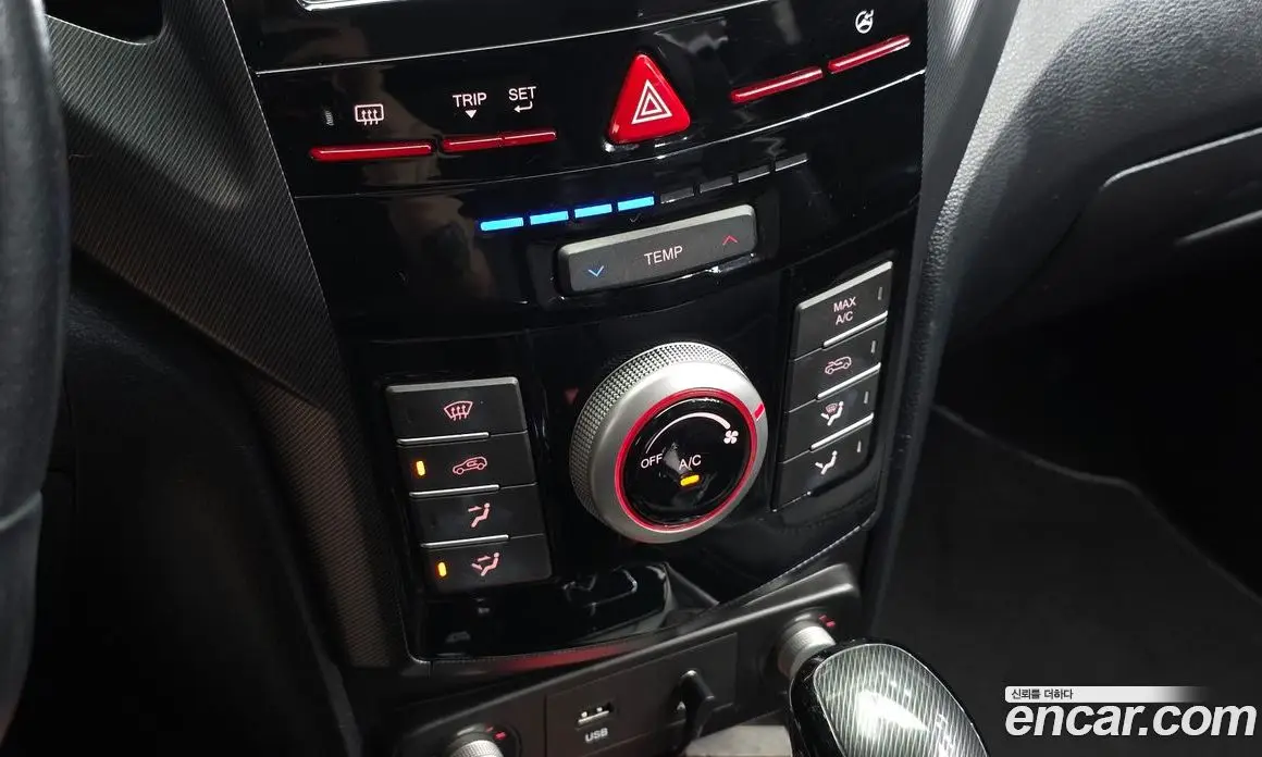 SsangYong TIBOLI 2016 1.6 автомат (гидро), фото 18