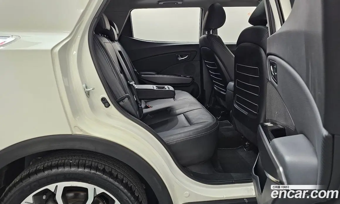 SsangYong TIBOLI 2017 1.6 автомат (гидро), фото 17