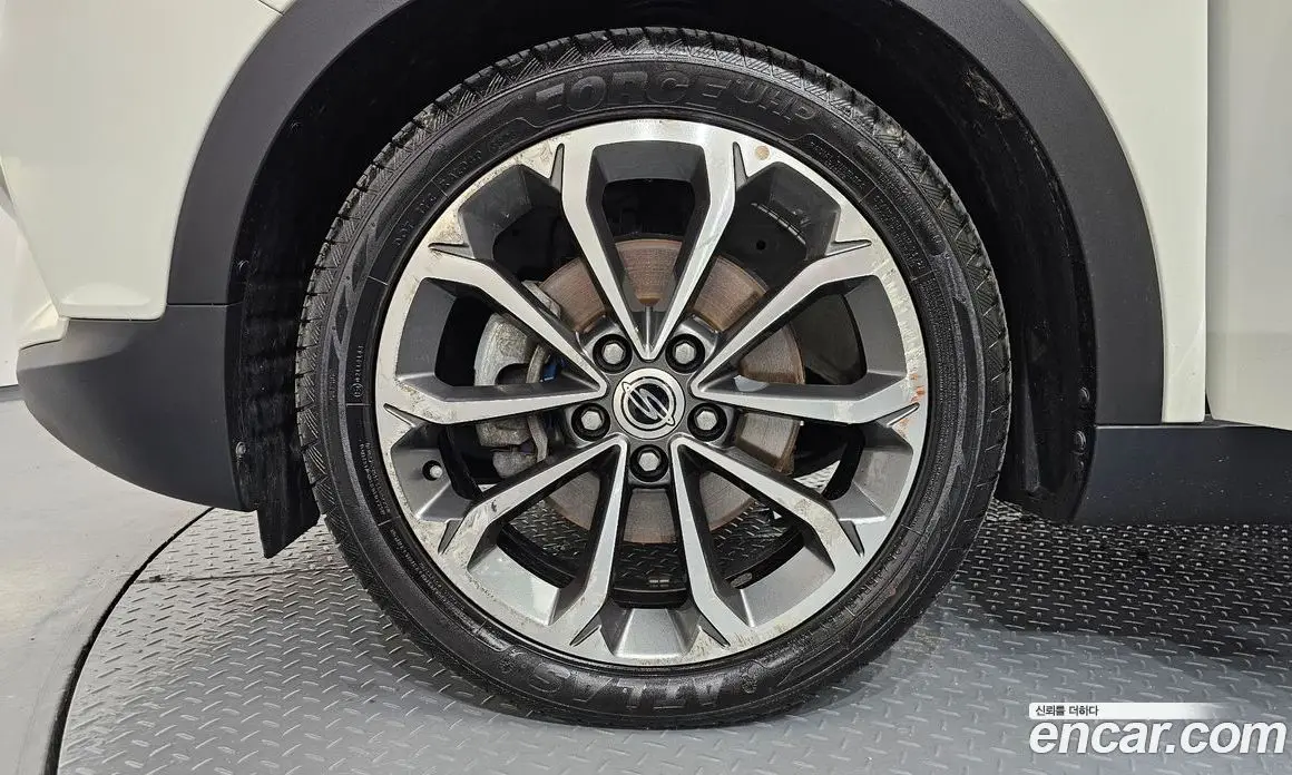SsangYong TIBOLI 2017 1.6 автомат (гидро), фото 5