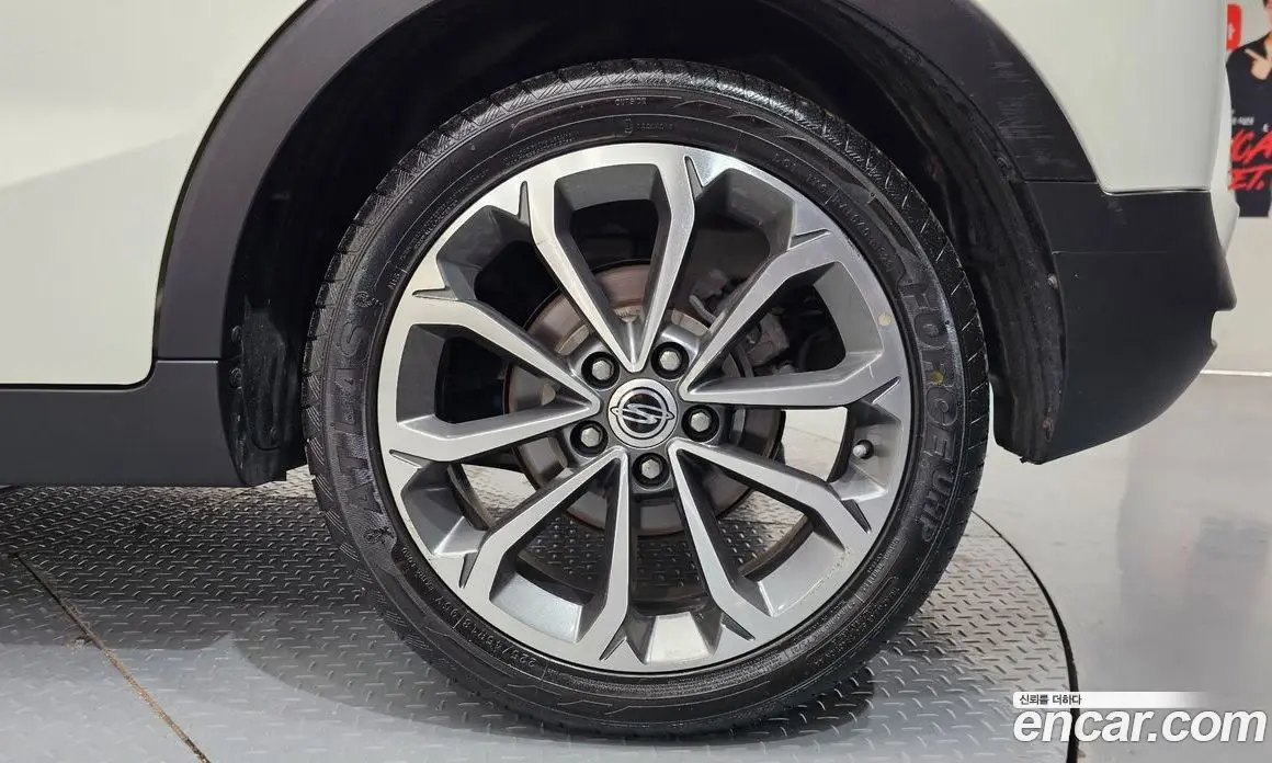 SsangYong TIBOLI 2017 1.6 автомат (гидро), фото 7