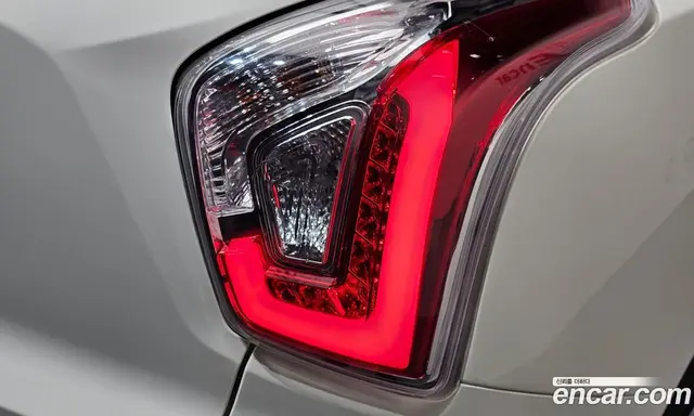 SsangYong TIBOLI 2017 1.6 автомат (гидро), миниатюра 9