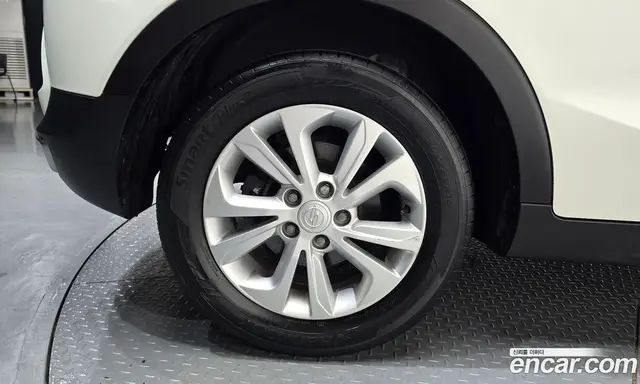 SsangYong TIBOLI 2018 1.6 автомат (гидро), миниатюра 5