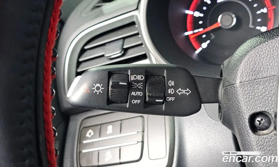 SsangYong TIBOLI 2019 1.6 автомат (гидро), фото 13