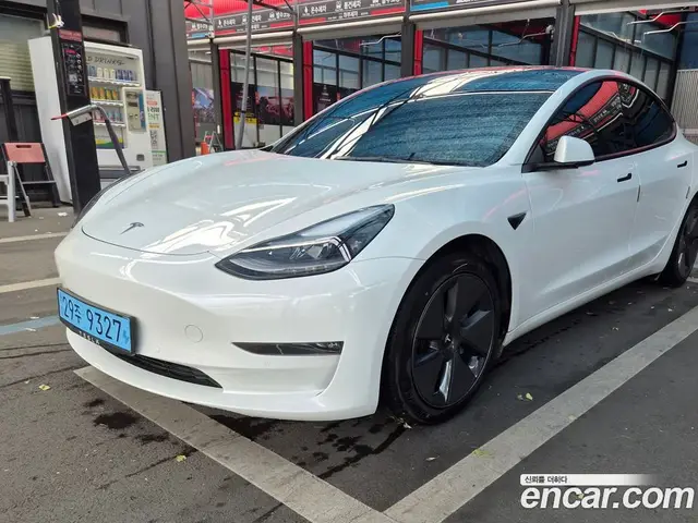 Tesla Model 3, 2022, 28 658 км