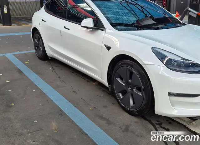 Tesla Model 3 2022 автомат (гидро), миниатюра 5
