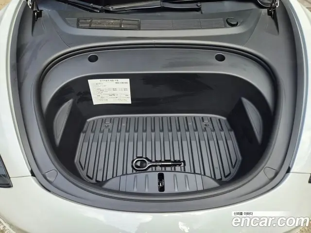 Tesla Model 3 2022 автомат (гидро), миниатюра 6