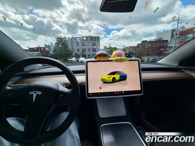 Tesla Model 3 2022 автомат (гидро), миниатюра 7