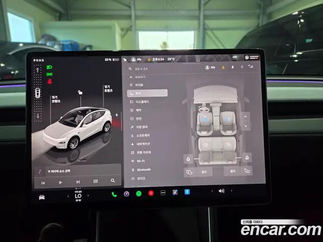 Tesla Model Y 2025 автомат (гидро), миниатюра 12