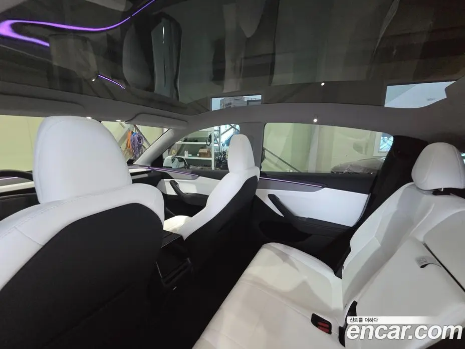 Tesla Model Y 2025 автомат (гидро), фото 14