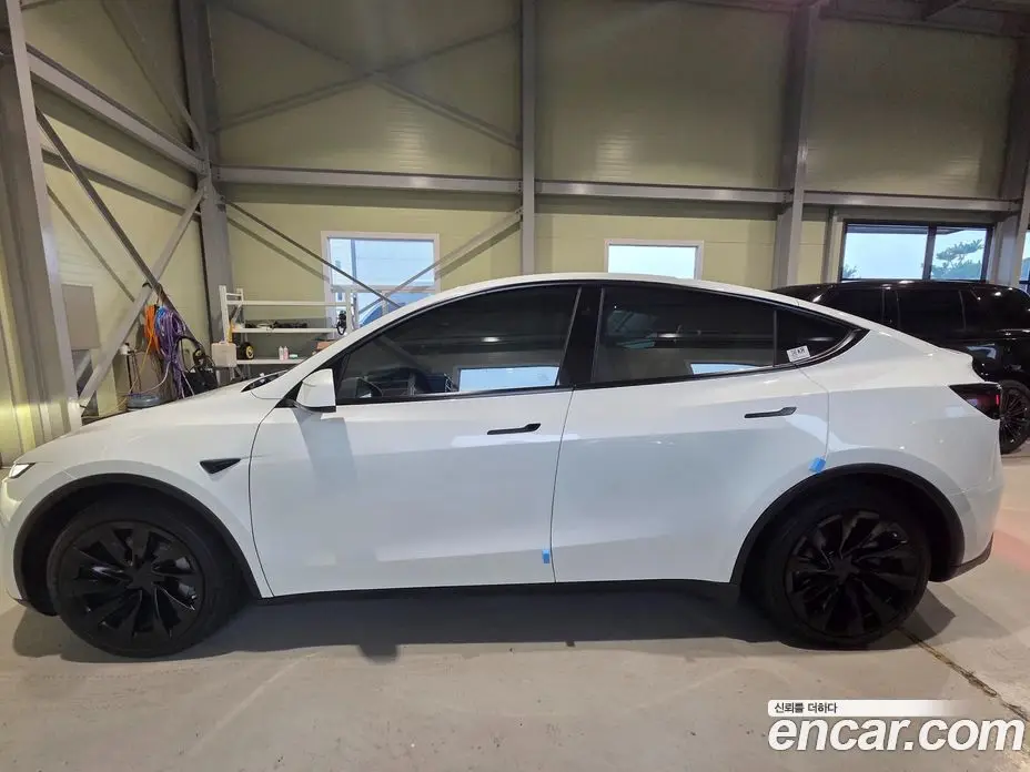Tesla Model Y 2025 автомат (гидро), фото 5