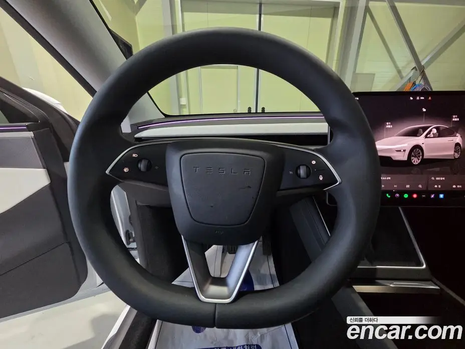 Tesla Model Y 2025 автомат (гидро), фото 10
