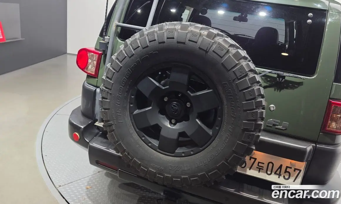 Toyota FJ Cruiser 2007 4.0 автомат (гидро), фото 18