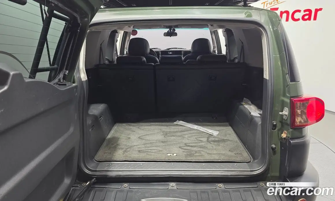 Toyota FJ Cruiser 2007 4.0 автомат (гидро), фото 20