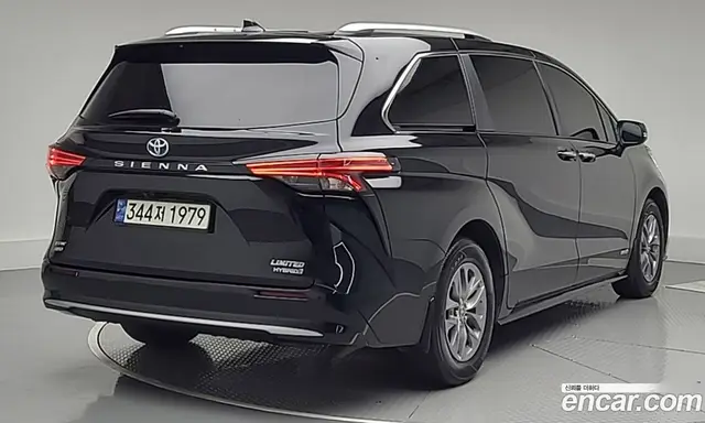 Toyota Sienna 2021 2.5 автомат (гидро), миниатюра 2