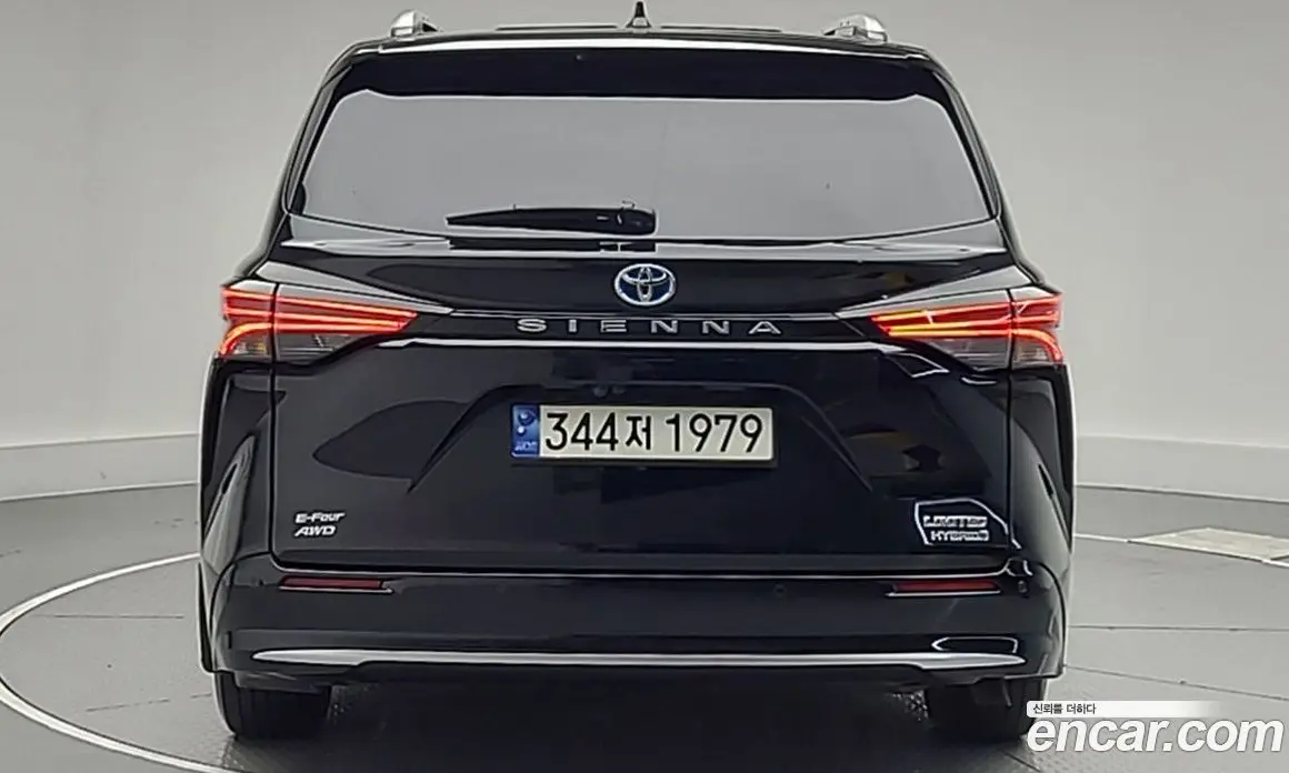 Toyota Sienna 2021 2.5 автомат (гидро), фото 4