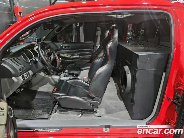 Toyota Tacoma 2007 4.0 механика, миниатюра 10
