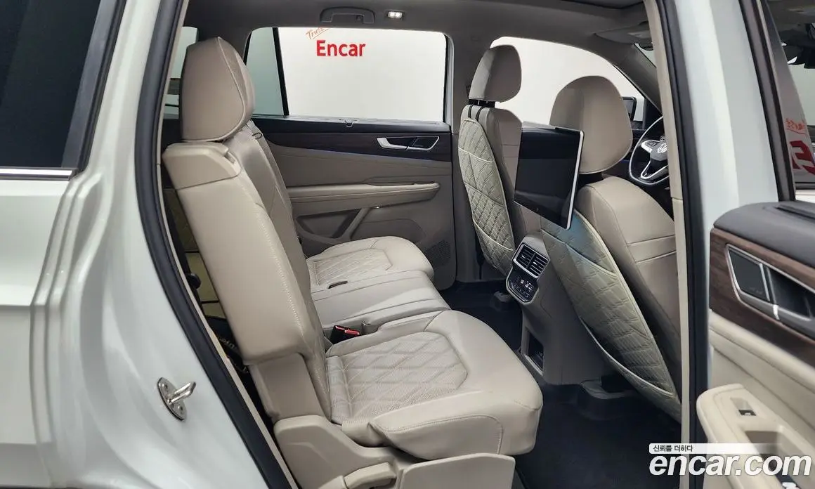 Volkswagen Atlas 2025 2.0 автомат (гидро), фото 17