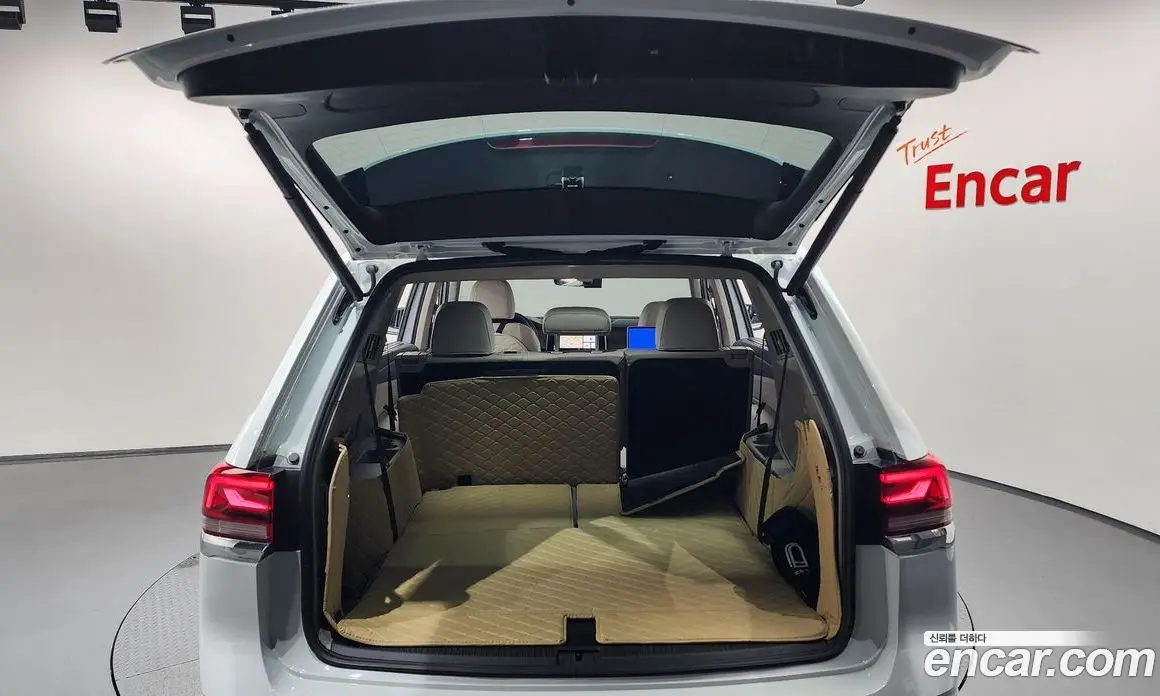 Volkswagen Atlas 2025 2.0 автомат (гидро), фото 26