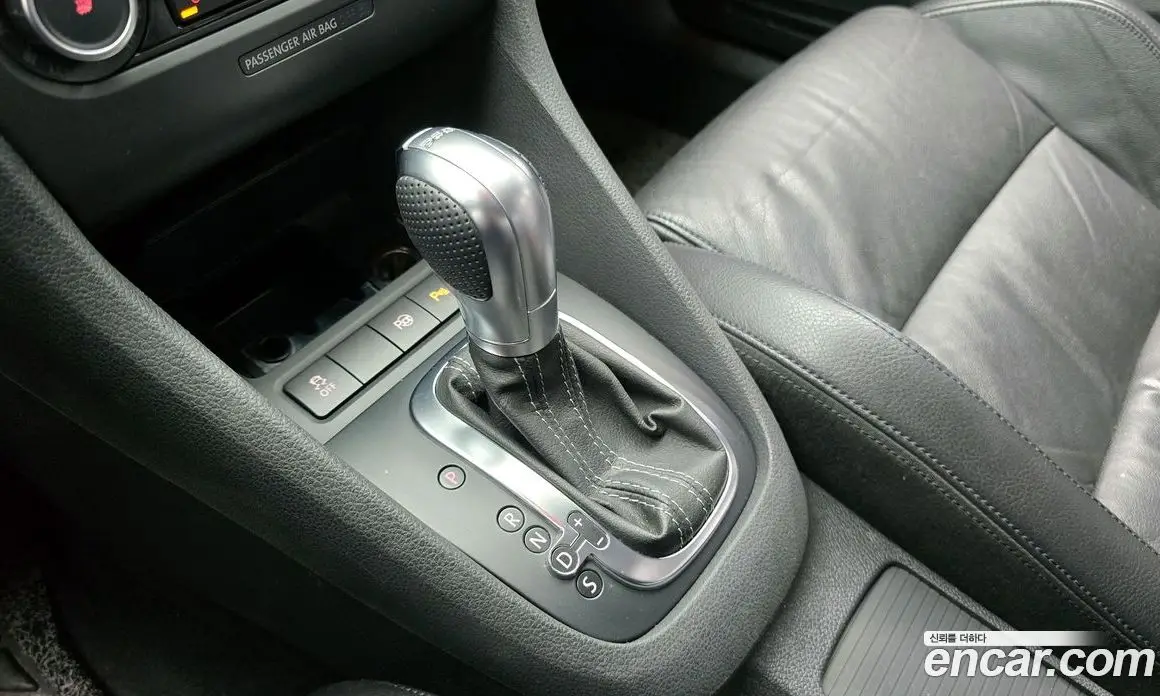 Volkswagen Golf 2011 2.0 автомат (гидро), фото 9 Volkswagen Golf 2011 2.0 автомат (гидро), фото 9