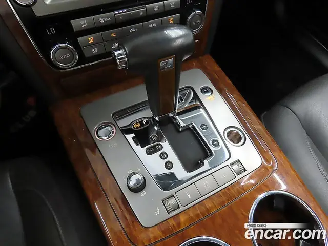 Volkswagen Phaeton 2013 3.0 автомат (гидро), миниатюра 9