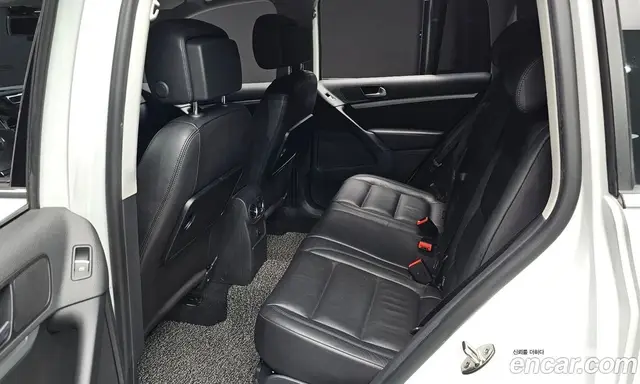 Volkswagen Tiguan 2015 2.0 автомат (гидро), миниатюра 11