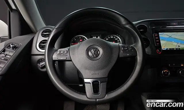 Volkswagen Tiguan 2015 2.0 автомат (гидро), миниатюра 12
