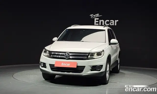 Volkswagen Tiguan 2015 2.0 автомат (гидро), миниатюра 3