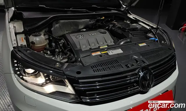 Volkswagen Tiguan 2015 2.0 автомат (гидро), миниатюра 6