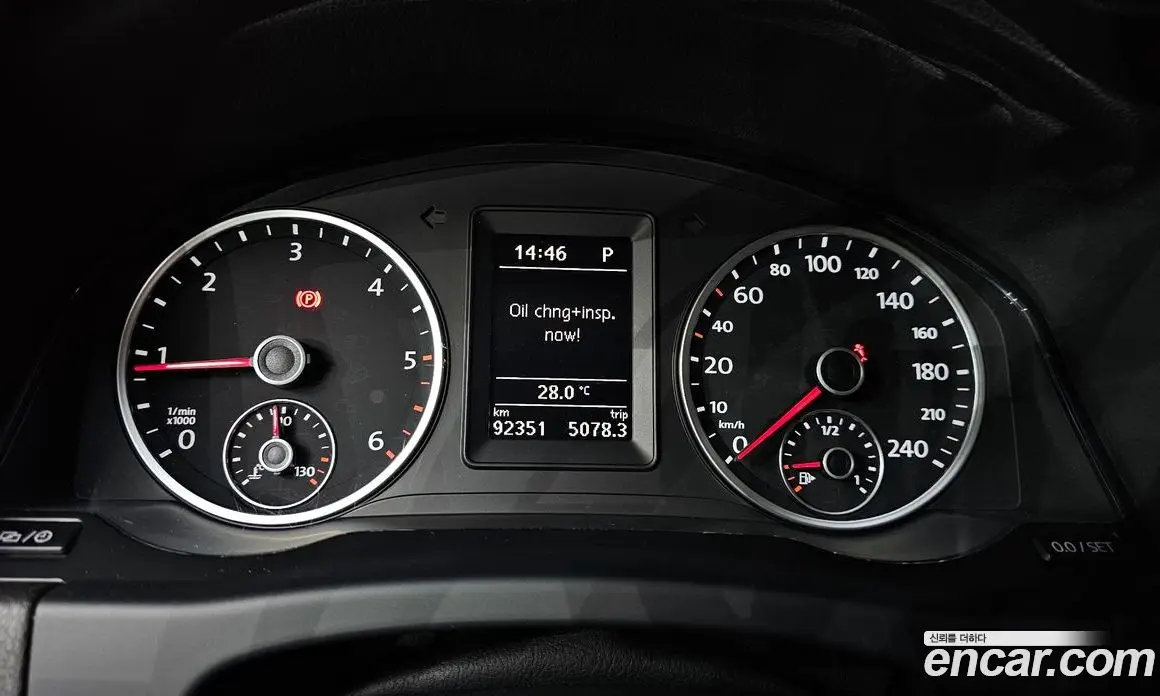 Volkswagen Tiguan 2015 2.0 автомат (гидро), фото 8