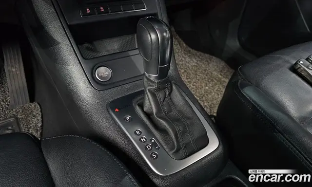 Volkswagen Tiguan 2015 2.0 автомат (гидро), миниатюра 9