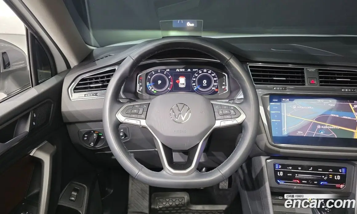 Volkswagen Tiguan 2022 2.0 автомат (гидро), фото 13