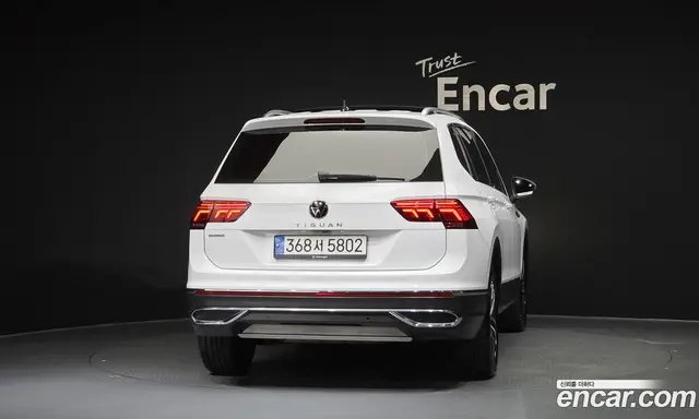 Volkswagen Tiguan 2022 2.0 автомат (гидро), миниатюра 4