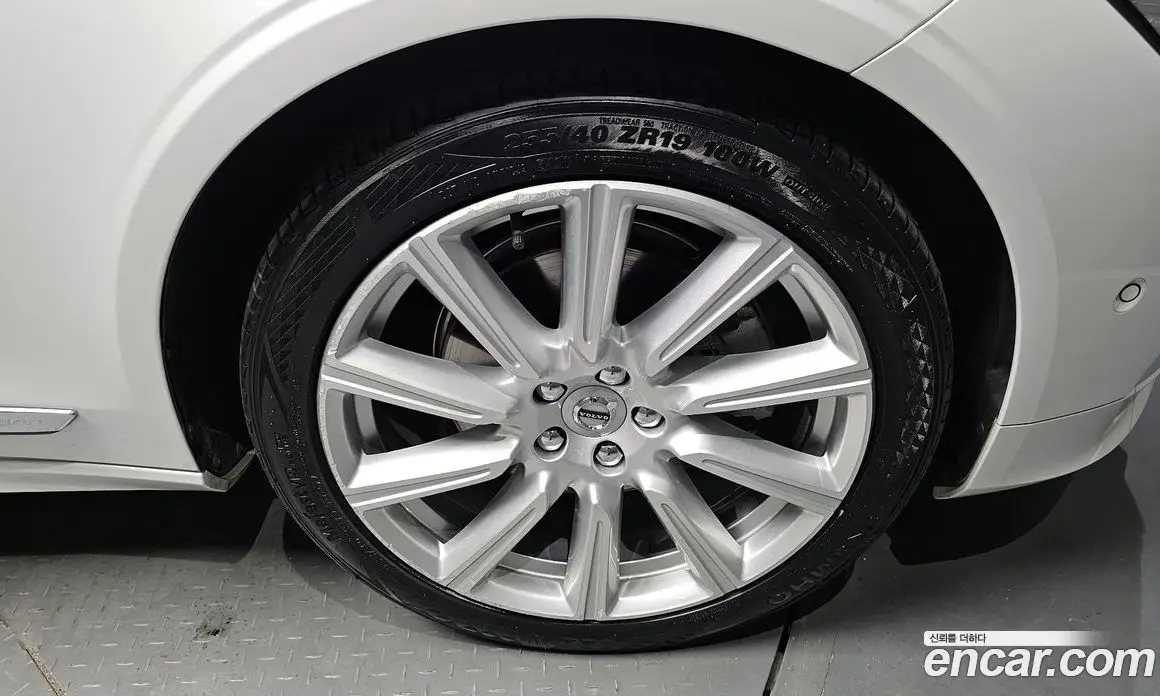 Volvo S90 2019 2.0 автомат (гидро), фото 5 Volvo S90 2019 2.0 автомат (гидро), фото 5
