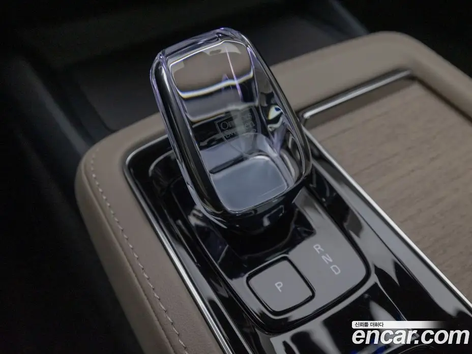 Volvo S90 2025 2.0 автомат (гидро), фото 14
