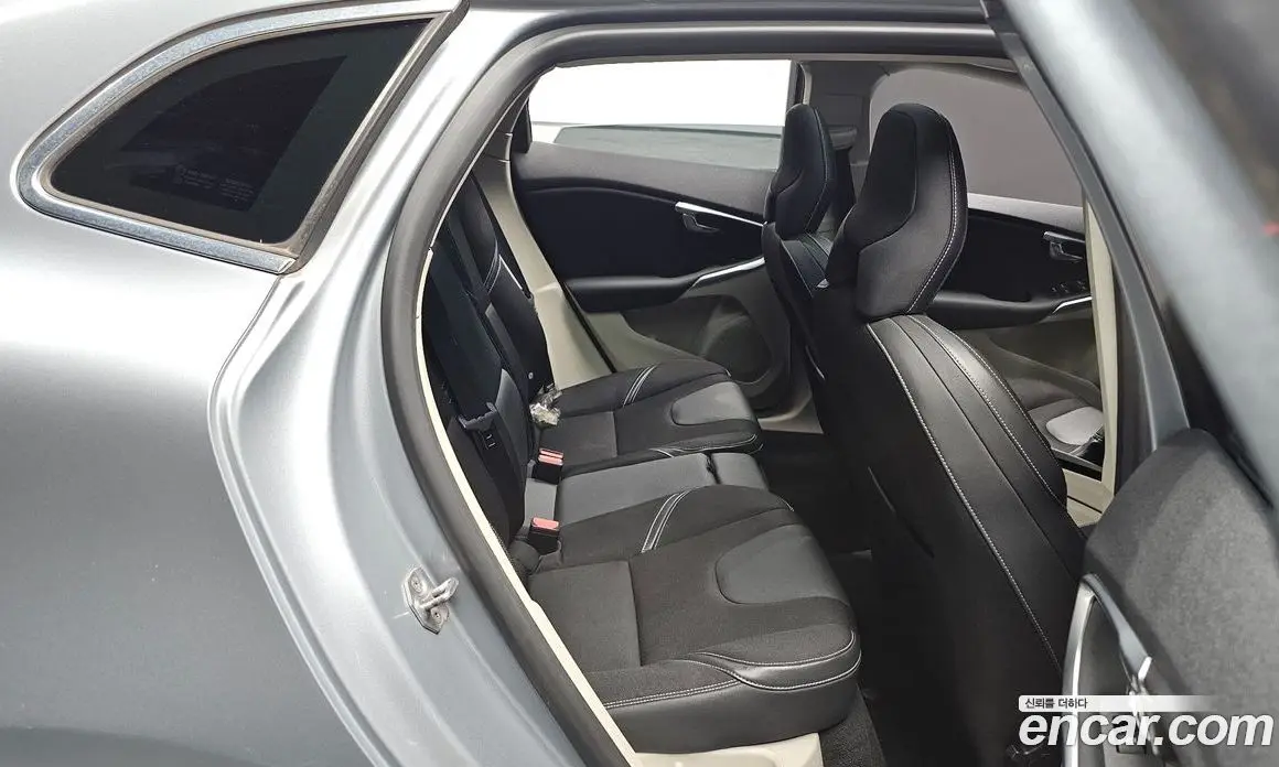 Volvo V40 2014 1.6 автомат (гидро), фото 11