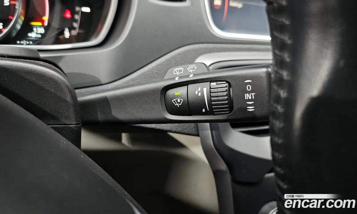 Volvo V40 2014 1.6 автомат (гидро), фото 17