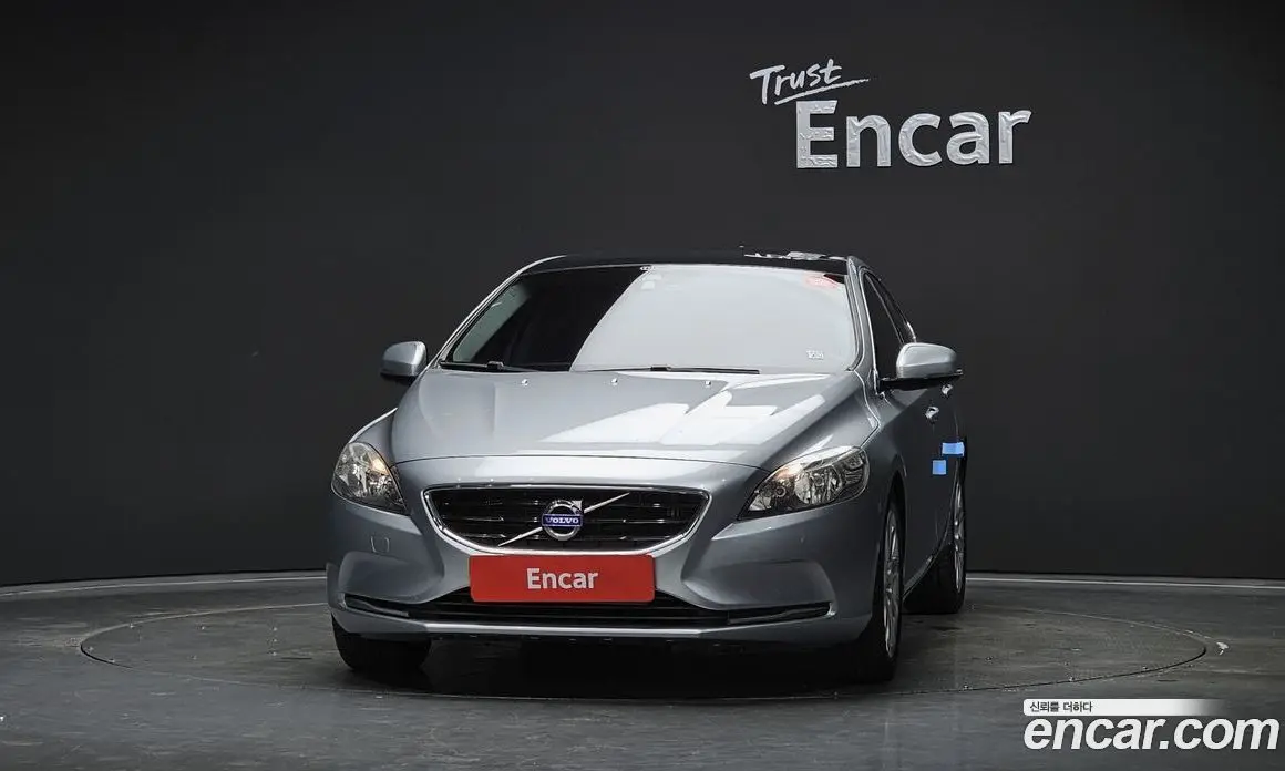 Volvo V40 2014 1.6 автомат (гидро), фото 3